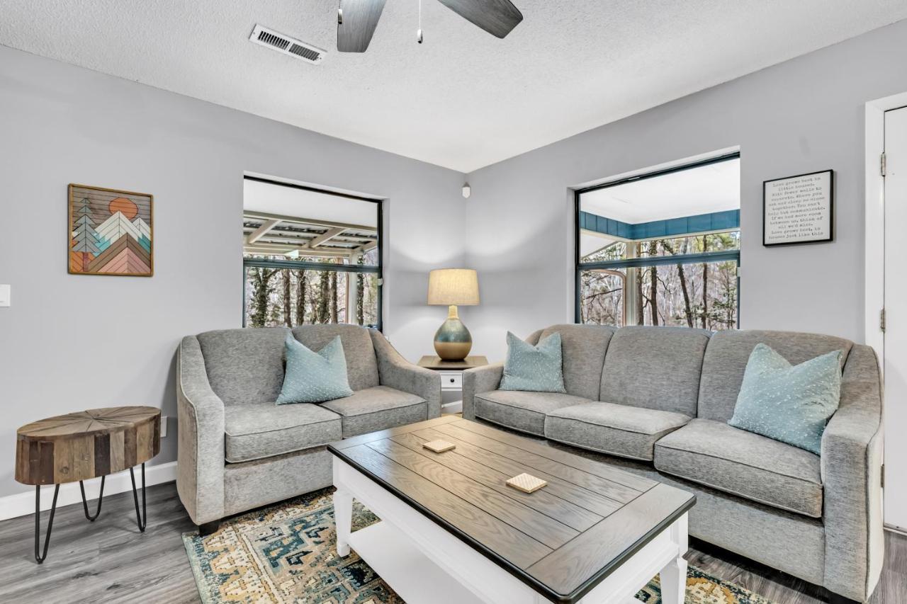 The Cozy Cove, Hot Tub, Wifi, 1089 Free Tickets Each Paid Day, Dollywood And More Sevierville Exterior foto