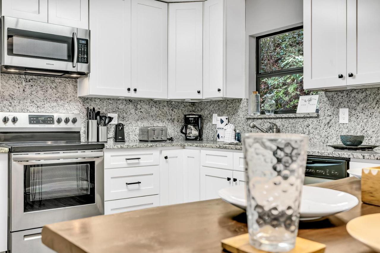 The Cozy Cove, Hot Tub, Wifi, 1089 Free Tickets Each Paid Day, Dollywood And More Sevierville Exterior foto