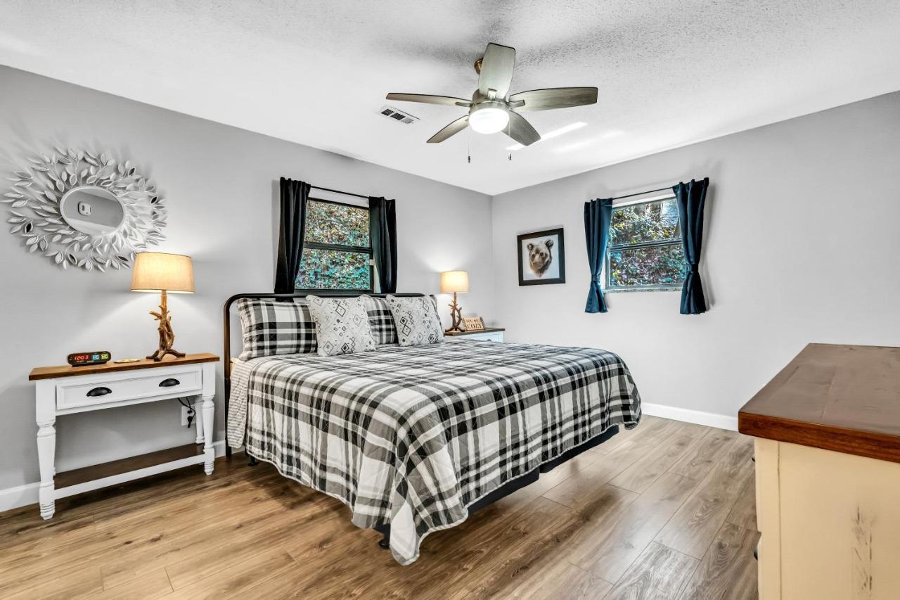 The Cozy Cove, Hot Tub, Wifi, 1089 Free Tickets Each Paid Day, Dollywood And More Sevierville Exterior foto